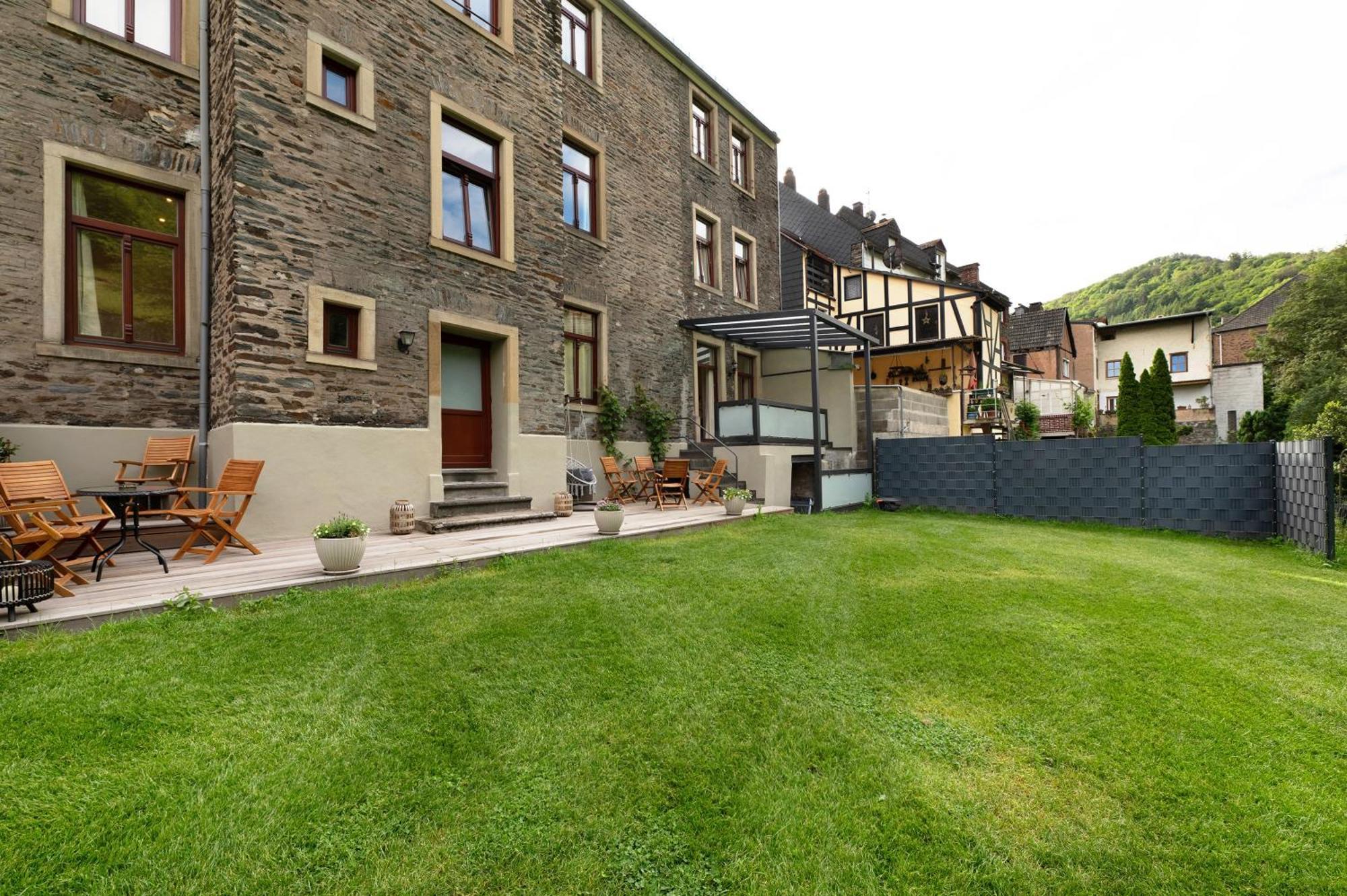 Alte Stadtvilla Am Weinberg 1 Traben-Trarbach Exterior foto